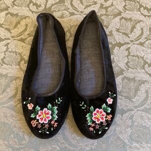 Vintage Velvet Beaded Slippers